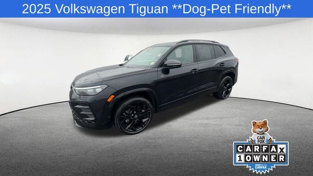 2025 Volkswagen Tiguan 2.0T SE R-Line Black
