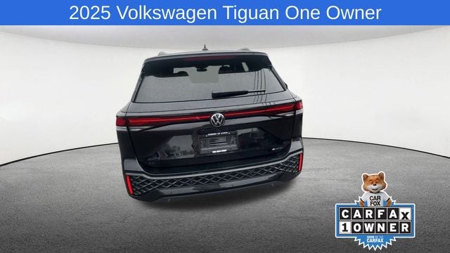 2025 Volkswagen Tiguan 2.0T SE R-Line Black