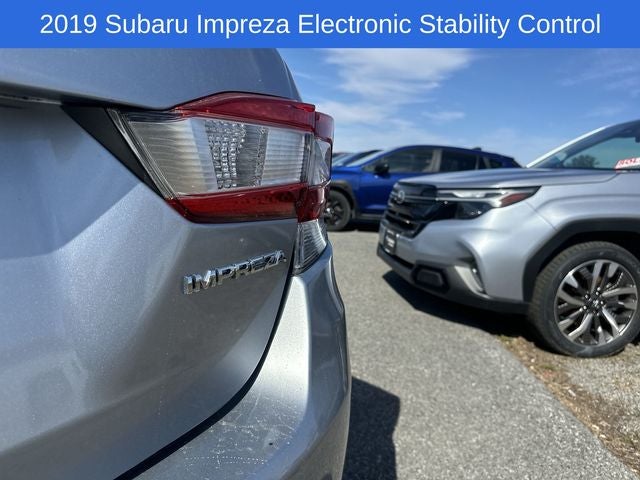 2019 Subaru Impreza 2.0i Premium