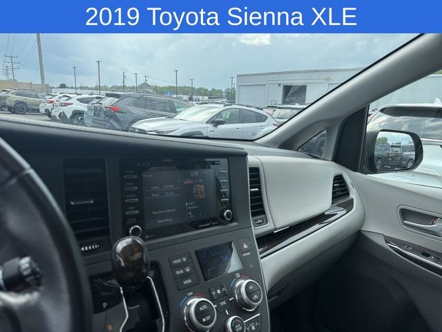2019 Toyota Sienna XLE 7 Passenger