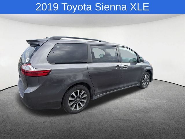 2019 Toyota Sienna XLE 7 Passenger