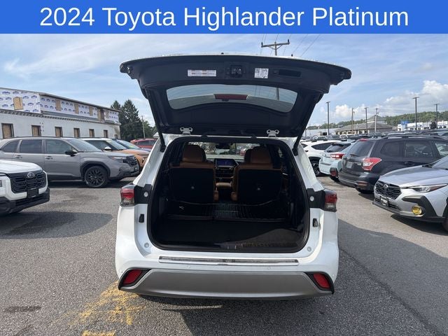 2024 Toyota Highlander Platinum