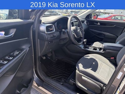 2019 Kia Sorento LX