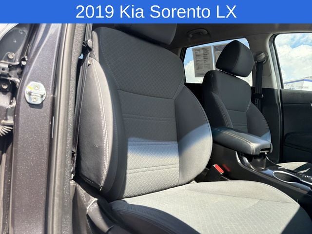 2019 Kia Sorento LX