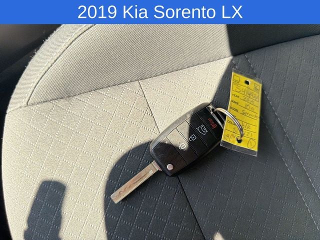 2019 Kia Sorento LX