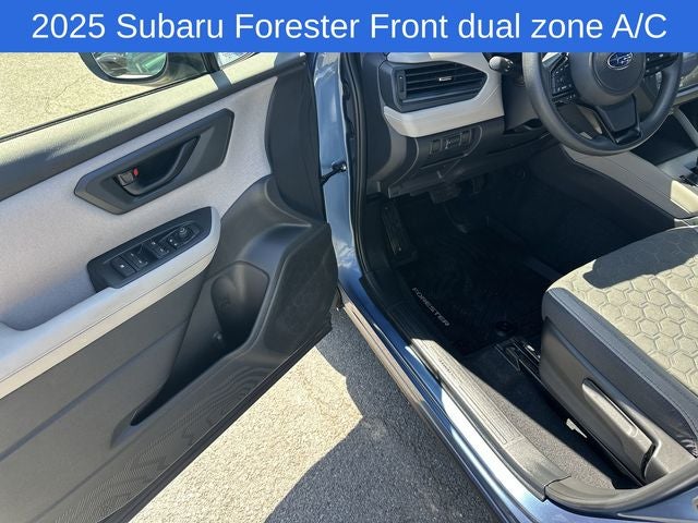 2025 Subaru Forester Base