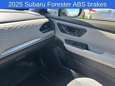 2025 Subaru Forester Base