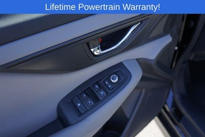 2025 Subaru LEGACY Premium