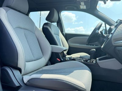 2026 Subaru FORESTER Premium Hybrid
