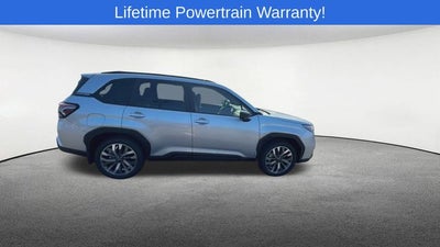 2025 Subaru FORESTER Touring
