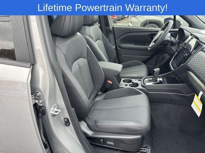 2025 Subaru FORESTER Touring