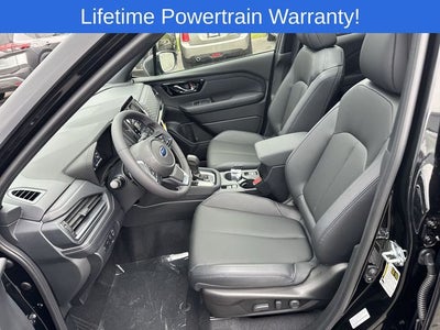 2025 Subaru FORESTER Limited Hybrid