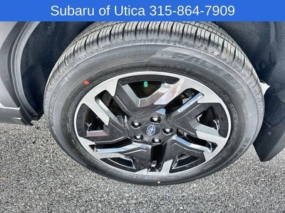 2025 Subaru FORESTER Limited Hybrid