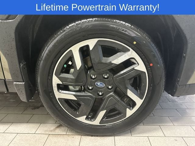 2025 Subaru FORESTER Limited Hybrid