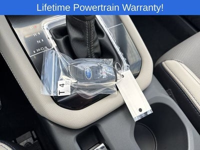 2025 Subaru FORESTER Limited Hybrid