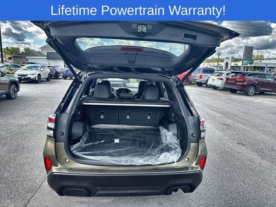 2025 Subaru FORESTER Touring Hybrid