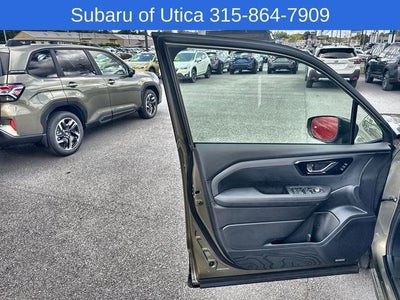 2025 Subaru FORESTER Touring Hybrid