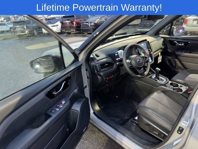 2025 Subaru FORESTER Touring Hybrid