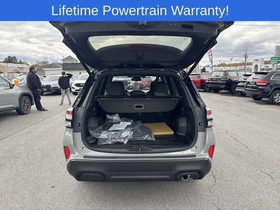 2025 Subaru FORESTER Touring Hybrid