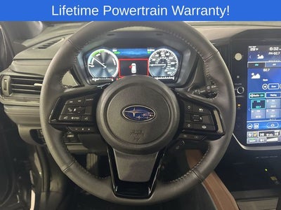 2025 Subaru FORESTER Touring Hybrid